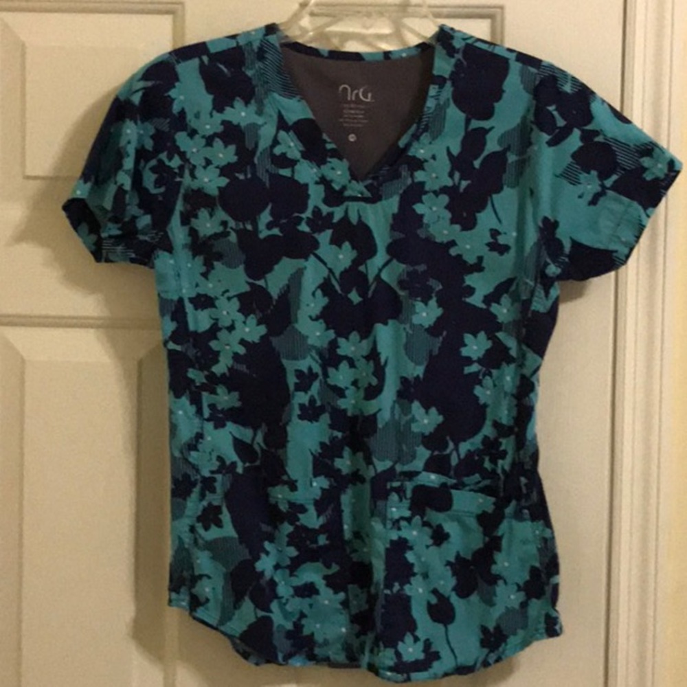 Scrub Top
